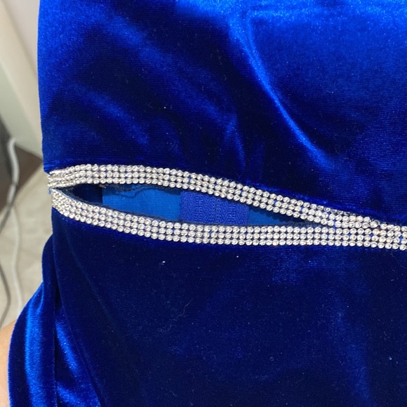 Prom Dress Velvet long dress - Picture 2 of 3